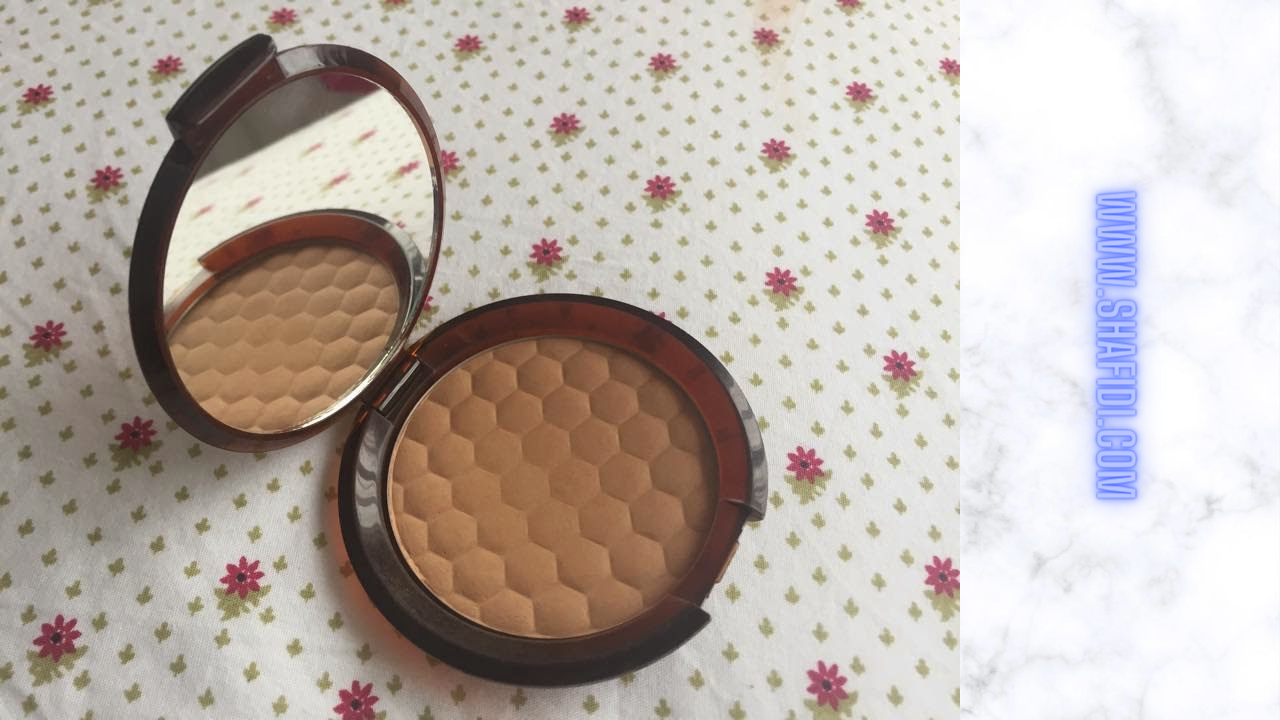 D) BEST FOR BUILDABLE COLOUR THE BODY SHOP HONEY BRONZE BRONZING POWDER